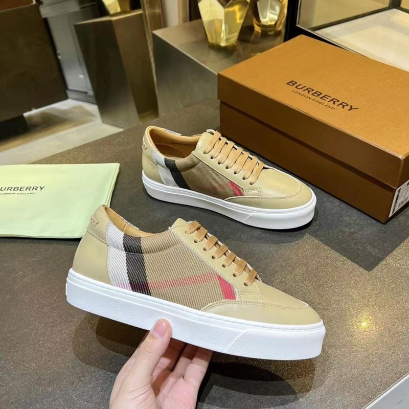 Burberry Low Shoes